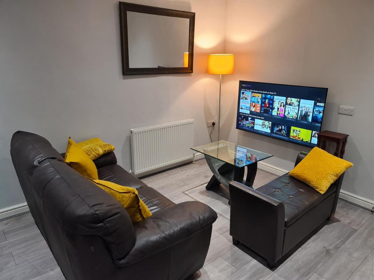 Whole House - 4 Bedrooms - Parking - Sleeps 8 Birmingham Exteriér fotografie