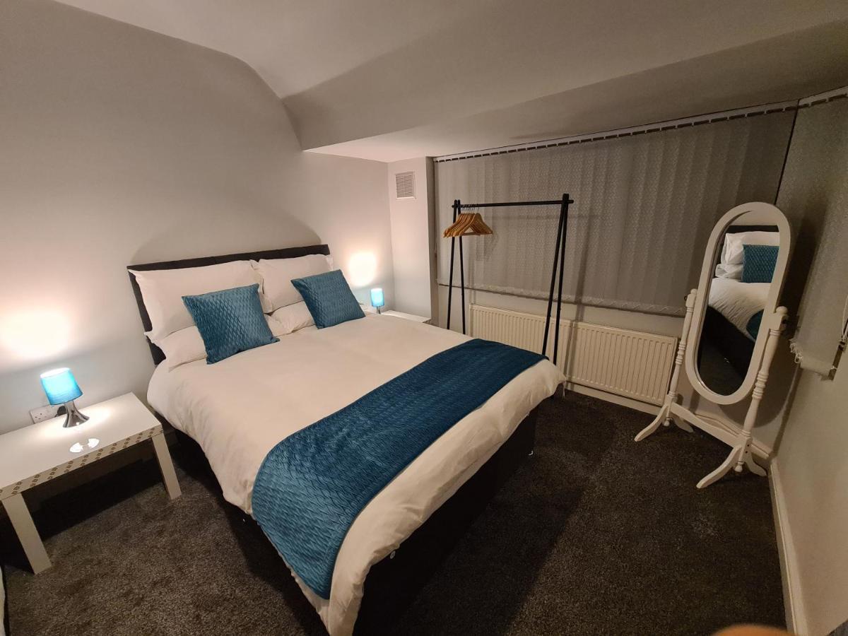 Whole House - 4 Bedrooms - Parking - Sleeps 8 Birmingham Exteriér fotografie