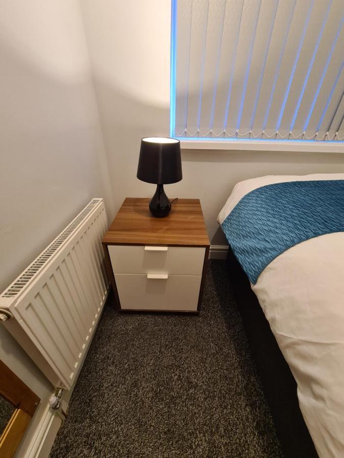 Whole House - 4 Bedrooms - Parking - Sleeps 8 Birmingham Exteriér fotografie